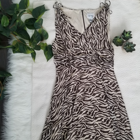 D.J Summers Flowy Party Dress - Picture 2 of 7